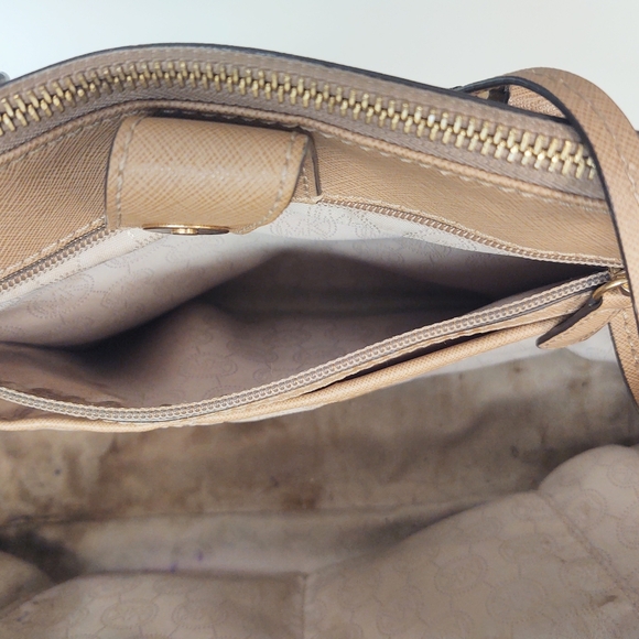 MICHAEL KORS Tan Leather Shoulder Bag - Picture 9 of 14